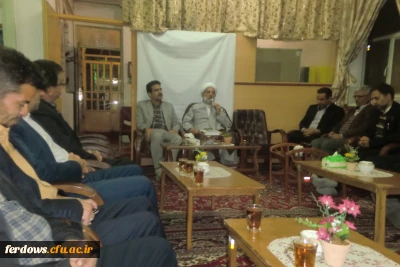 نشست صمیمی اساتید با امام جمعه محترم شهرستان به مناسبت روز وحدت حوزه ودانشگاه