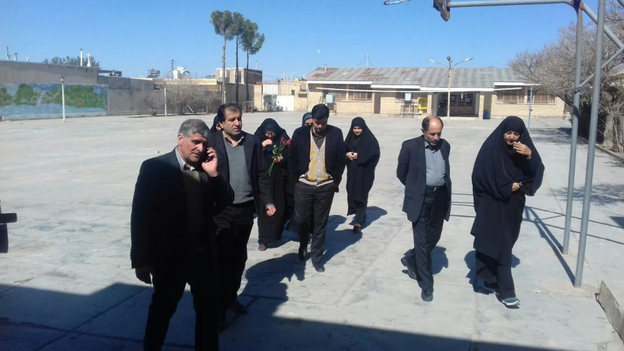 بازدید نماینده مردم فردوس از واحد دانشگاهی بنت الهدی صدر