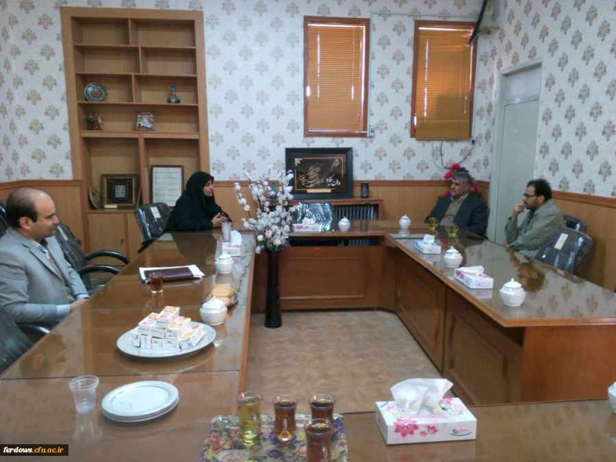 حضور مسئول دفتر نماینده مردم فردوس در واحد بنت الهدی صدر فردوس