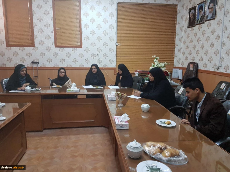 اولین رادیو کویرانه