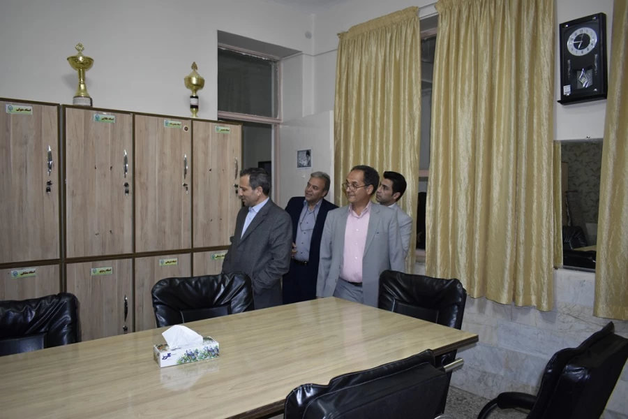 حضور دکتر طاهری نیا در واحد بنت الهدی صدر فردوس