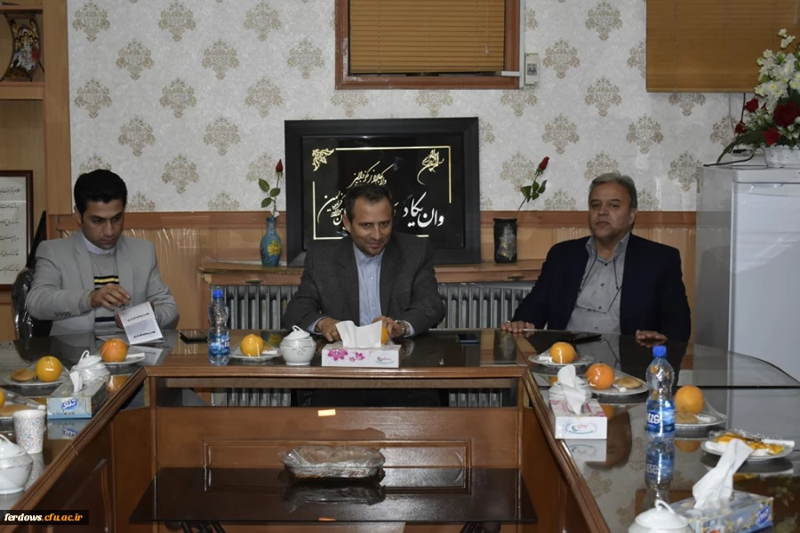 حضور دکتر طاهری نیا در واحد بنت الهدی صدر فردوس