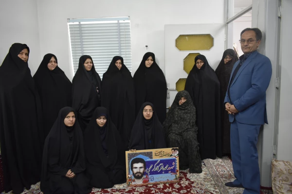 دیدار از خانواده شهدا