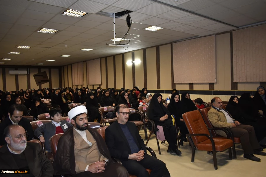 مراسم تجلیل از همکاران خانم  به مناسبت روز  زن