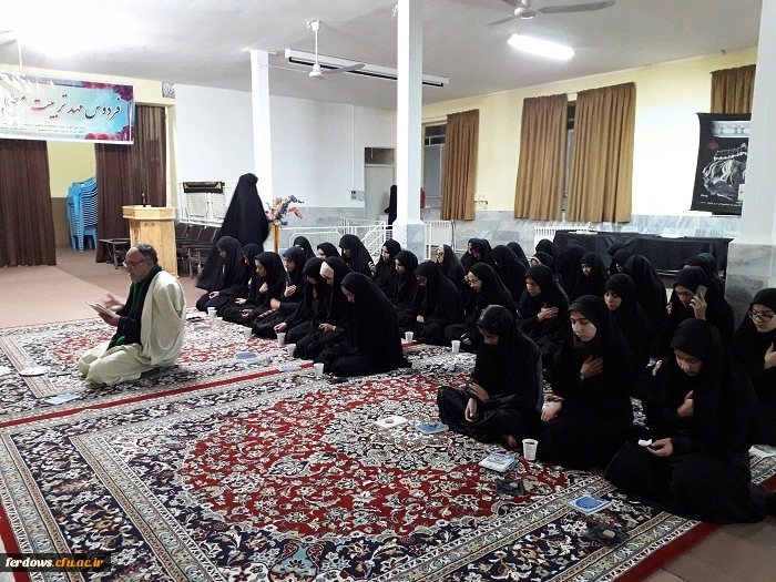 مراسم عزاداری و نماز جماعت