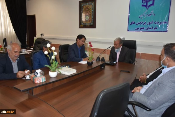 دیدار شورای اسلامی شهر فردوس با سرپرست مدیریت استان 2