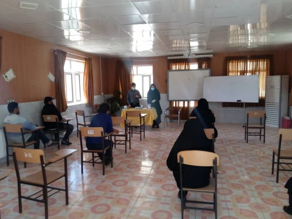 برگزاری کلاس آموزش بهداشت و پیگیری از ویروس کرونا در  دانشگاه 3