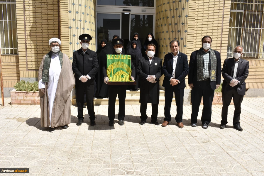 به مناسبت دهه کرامت حضور خادمان حرم حضرت امام رضا(ع) و آوردن پرچم بارگاه مقدس آن حضرت به واحد بنت الهدی صدر فردوس 13