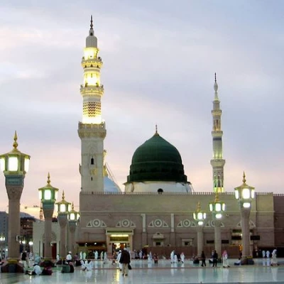 فرا رسیدن 17ربیع الاول خجسته زاد روز رسول مهربانی و عزت ، مبشر آگاهی و حکمت ، پرچمدار عدالت و برابری حضرت ختمی مرتبت محمد مصطفی (ص)، آغاز هفته وحدت و همچنین میلاد مسعود و فرخنده امام جعفر صادق (ع) ، ششمین اختر تابناک امامت و ولایت و مؤسس مذهب جعفری بر تما