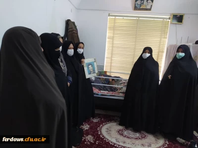 مادران وهمسران شهدا اسوه صبر وایثار

دیدار با مادر شهید والامقام گمنام