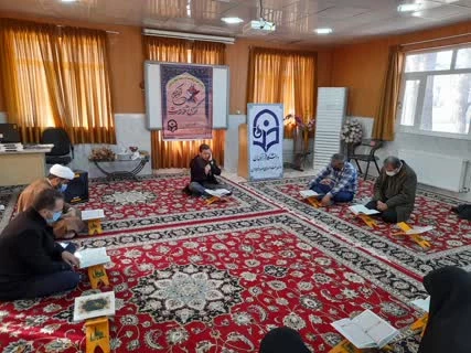 برگزاری کرسی تلاوت قران کریم وتجلیل از همکاران آقا به مناسبت ولادت امام علی (ع)وروز پدر 2