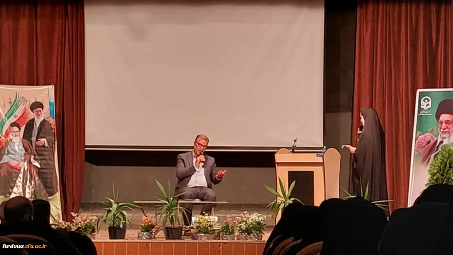 برپایی جشن بزرگداشت هفته مقام معلم 4