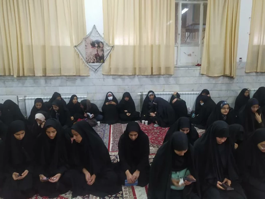 افتخار حضور در مهمانی شهدای گمنام 5