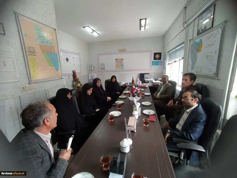 حضور سرپرست ومعاونین دانشگاه در شبکه بهداشت ودرمان شهرستان فردوس 2