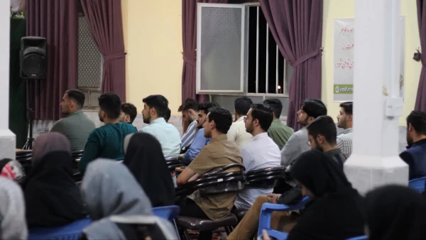 زمان: سه شنبه ۲۶ فروردین ۱۴۰۴، ساعت 20:30   
