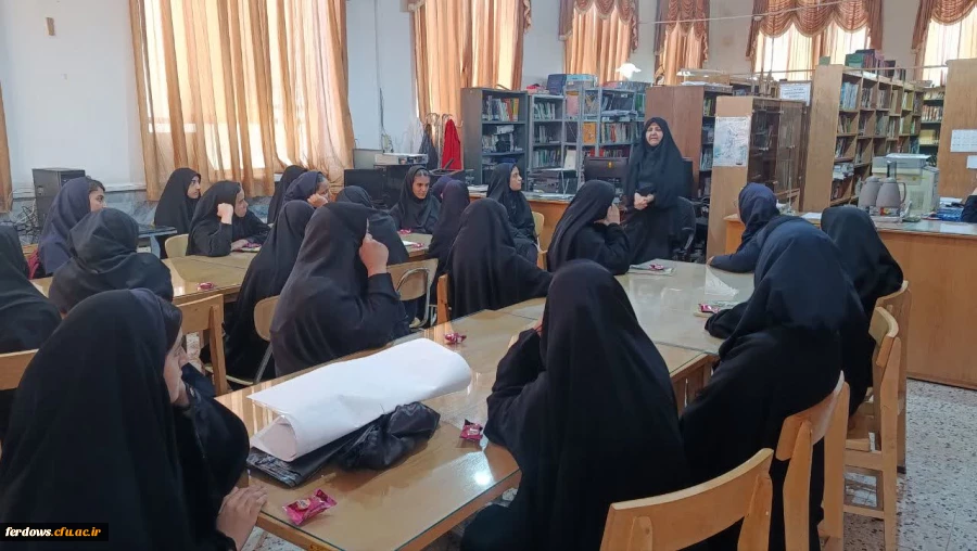 حضور دانش آموزان دبیرستان امام رضا(ع) در دانشگاه فرهنگیان 2